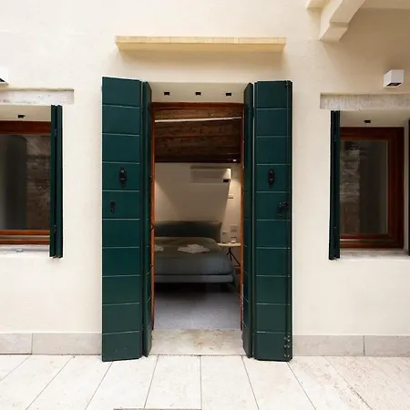 Appartement Private Courtyard Peggy Cozy