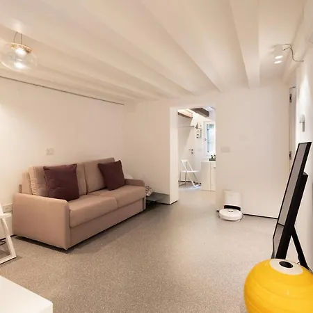 Appartement Private Courtyard Peggy Cozy